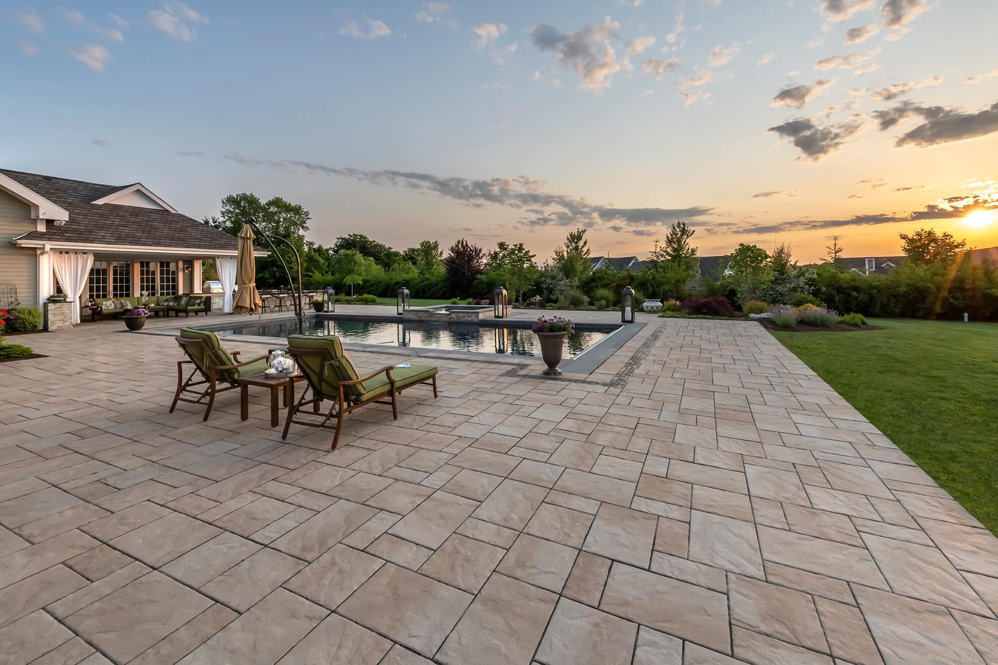 Almond hill patio 2025 furniture