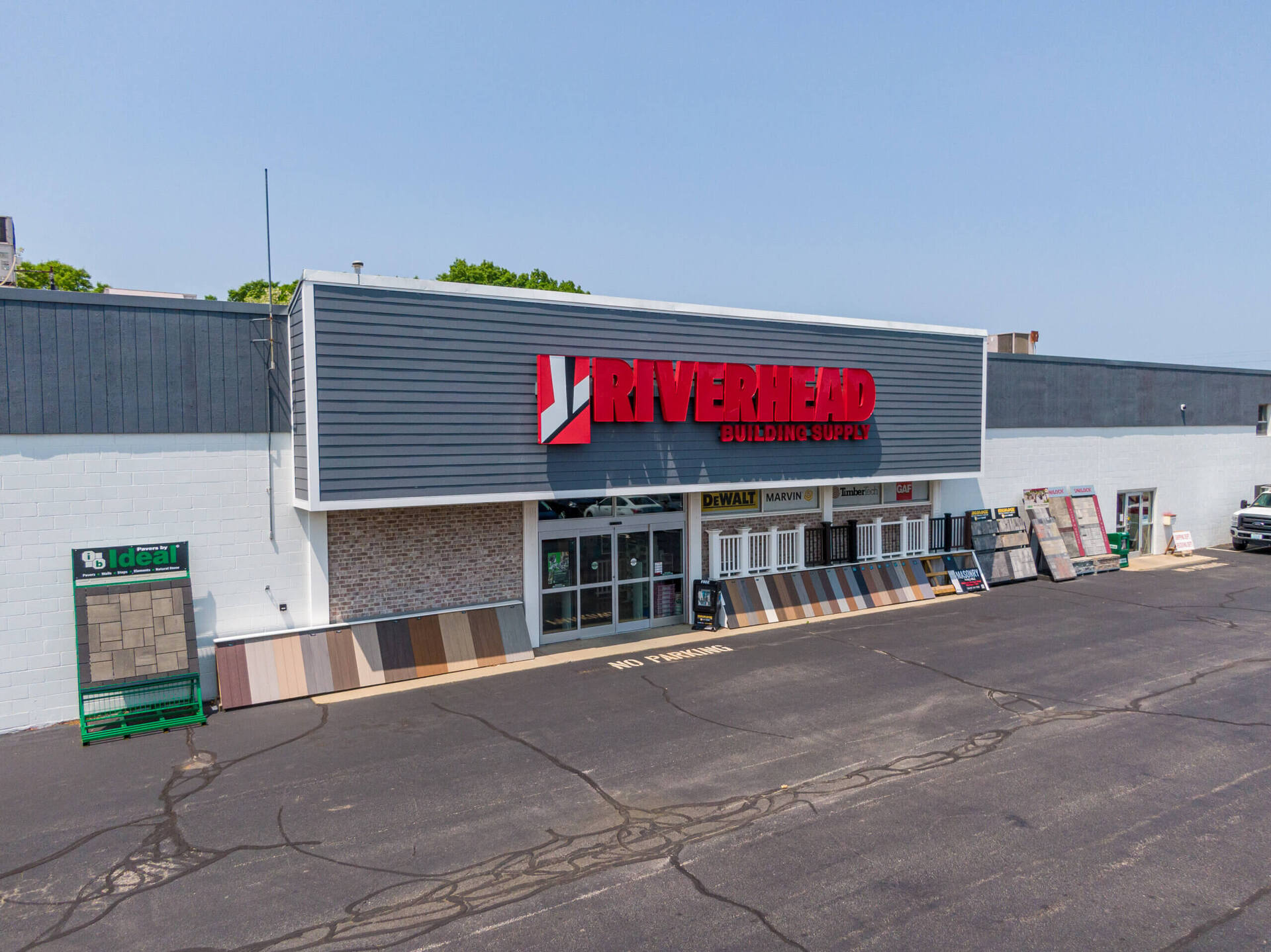 north kingstown rhode island window and door showroom window replacement