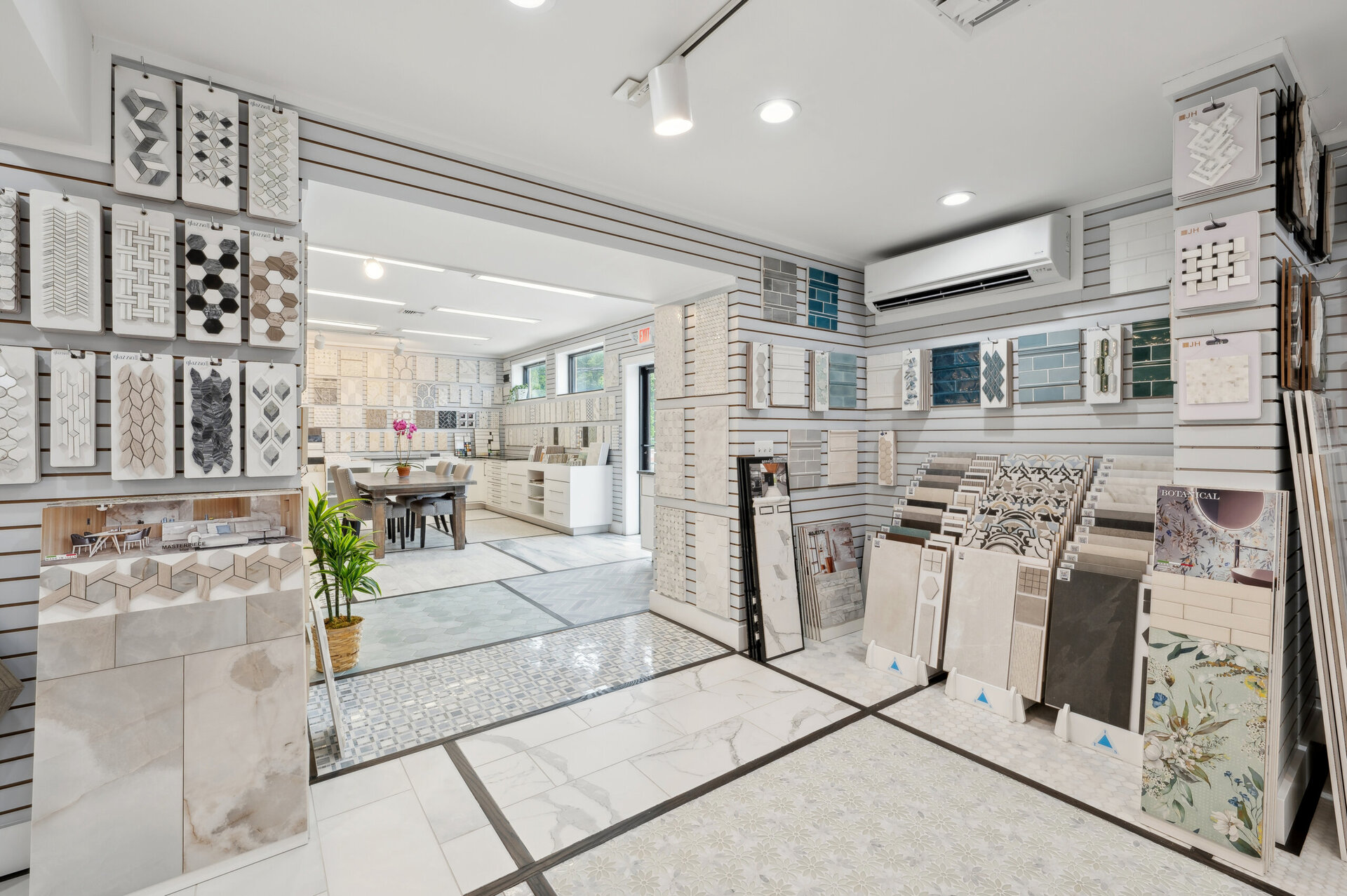 31-30 Old Montauk Hwy Wainscott-Horiz-Showroom-9