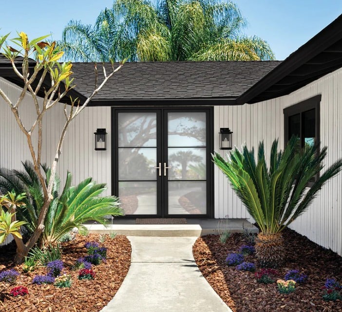 Veris Door